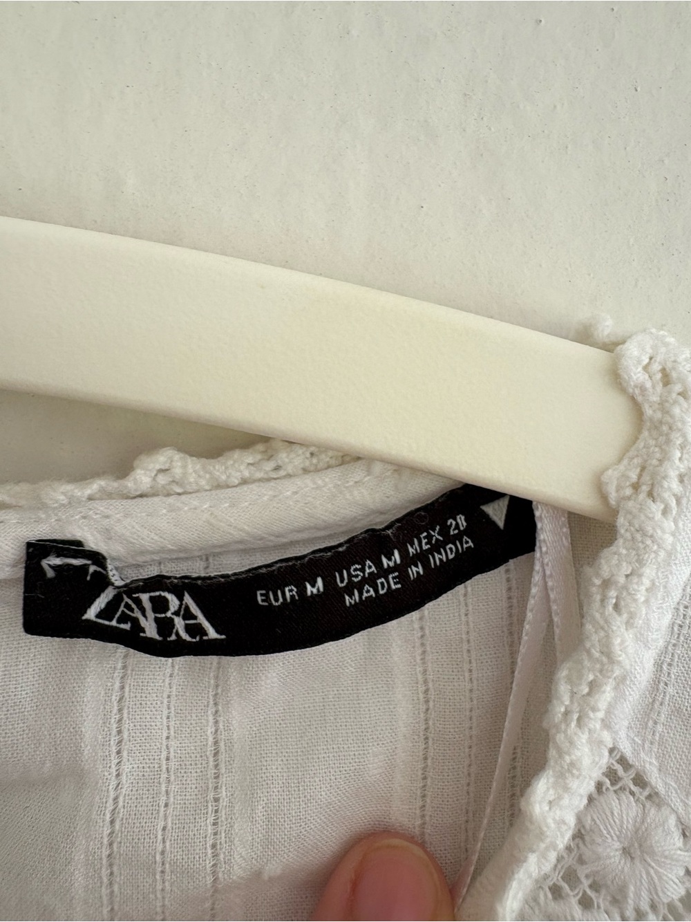 Zara White Lace Embroidered Mini Dress Puff Sleeve Cottagecore Size M Boho Fairy - Picture 5 of 8